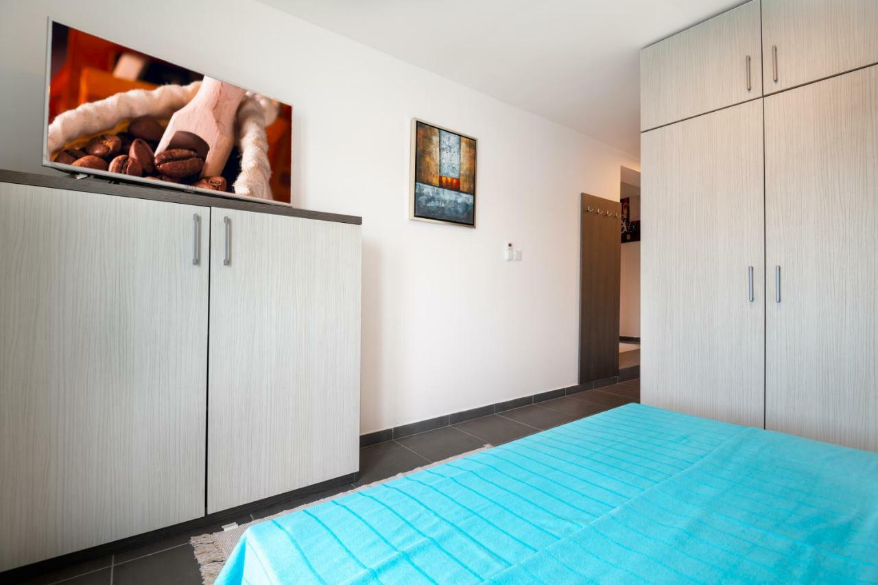 Apartments Lukrecia Neum Exterior photo